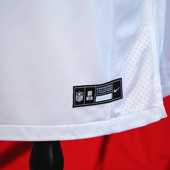 A jersey for the enthusiastic fan 